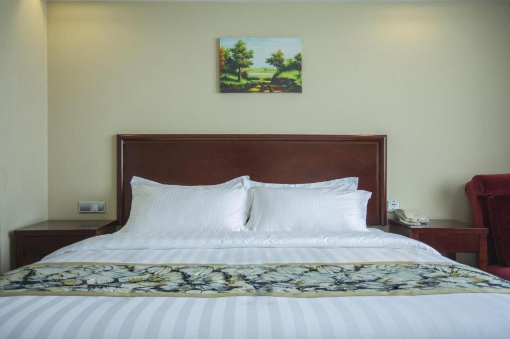 Greentree Inn Taizhou Gaogang District Business Hotel Exterior photo
